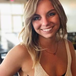 Meet your Posher, Dani